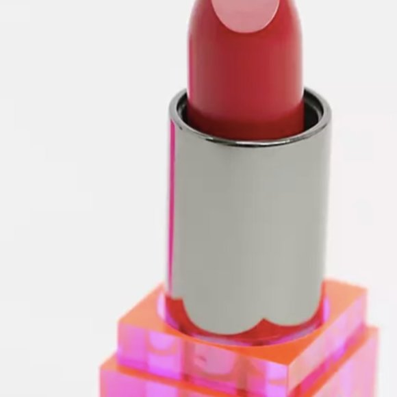 FREE W/ $10 BUY-  MAC X Teyana Taylor ASOS Exclusive Lipstick - A Rose In Harlem - Picture 3 of 3
